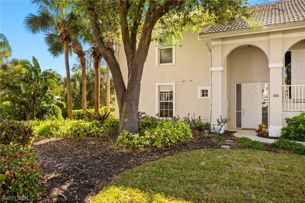 24360 Sandpiper Isle Way Bonita Springs FL 34134