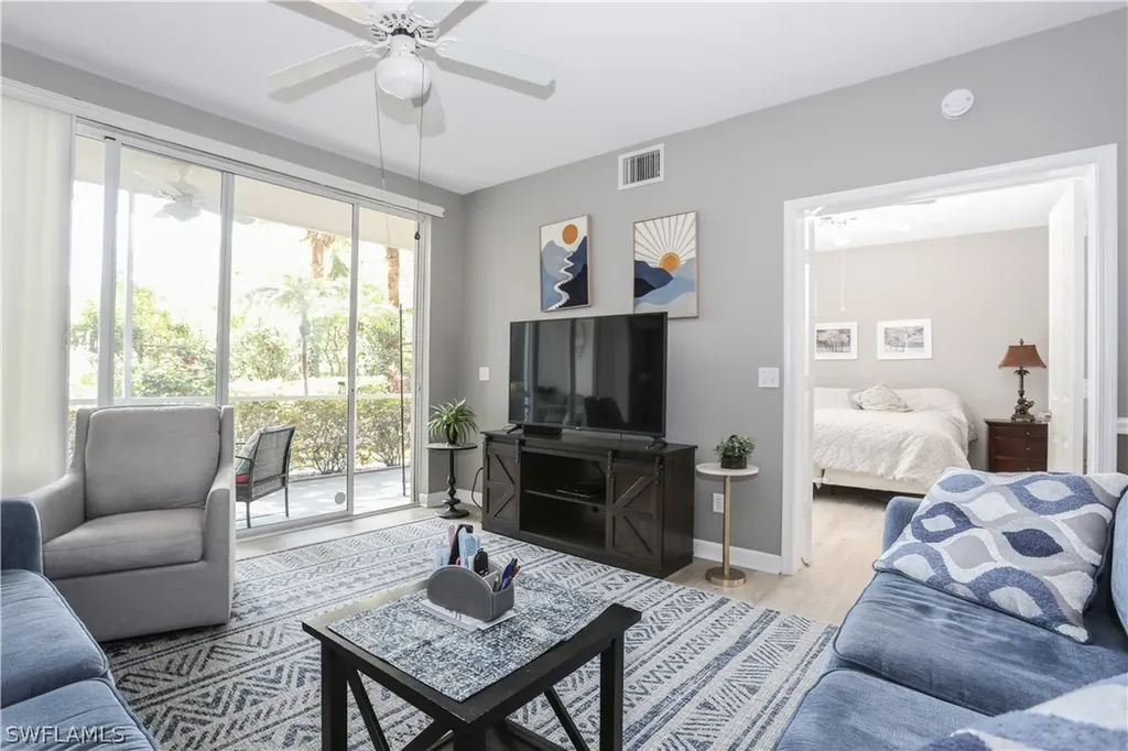 2265 Hidden Lake Drive Naples FL 34112