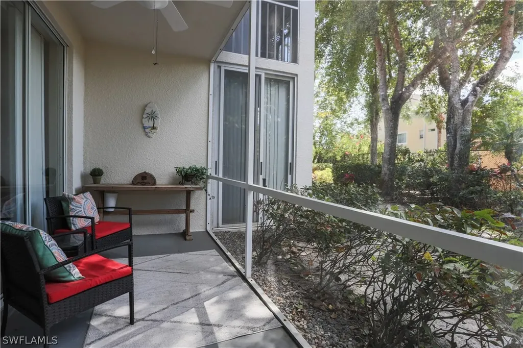2265 Hidden Lake Drive Naples FL 34112