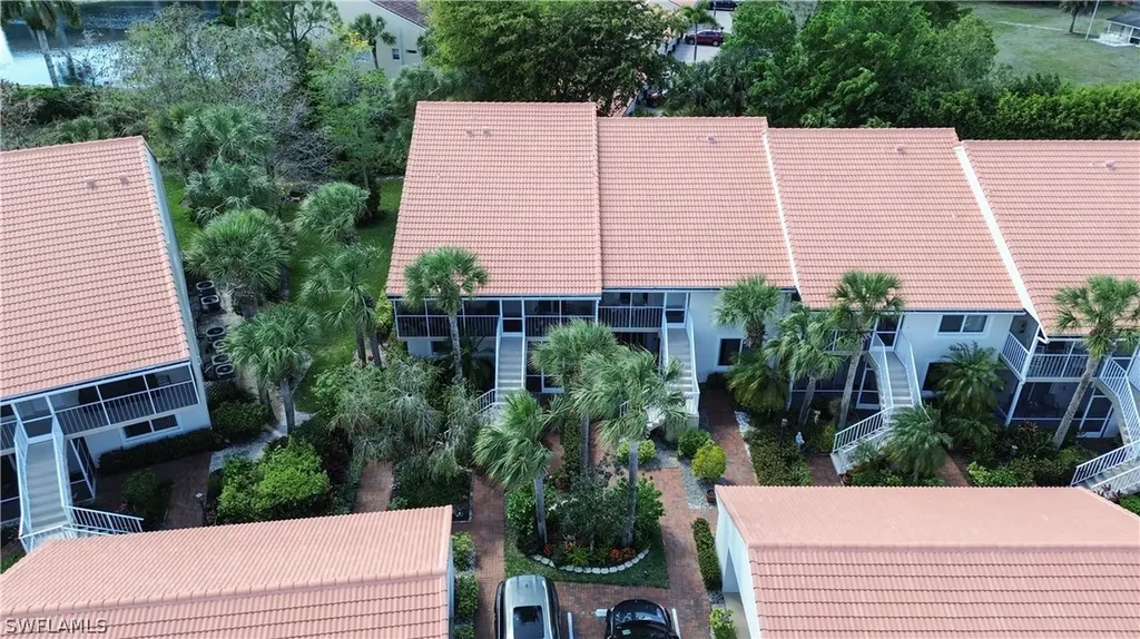 2265 Hidden Lake Drive Naples FL 34112