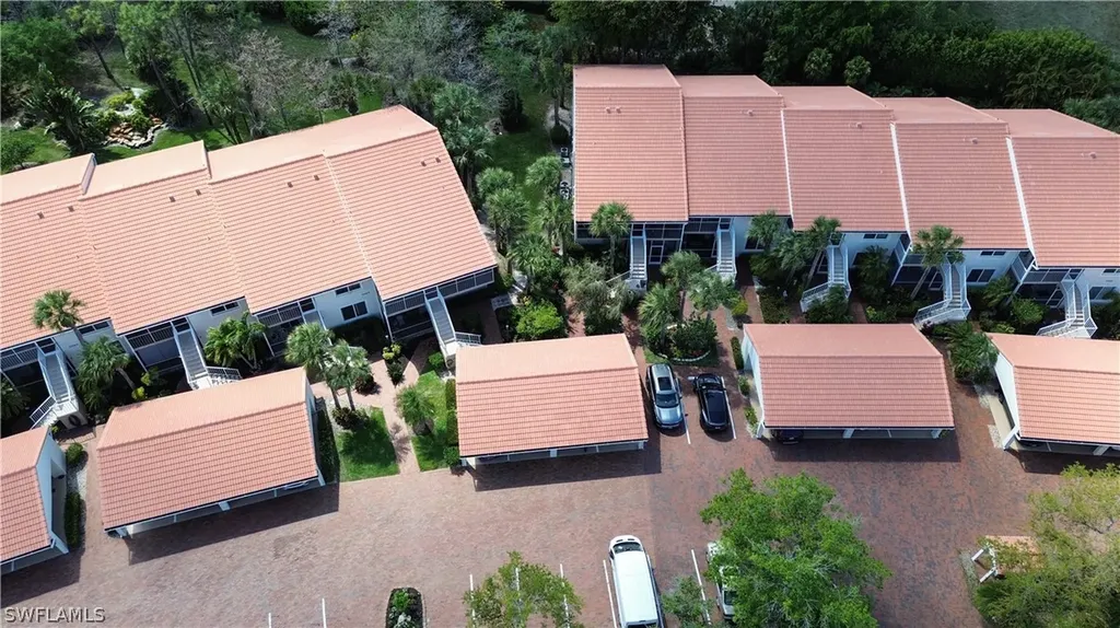 2265 Hidden Lake Drive Naples FL 34112