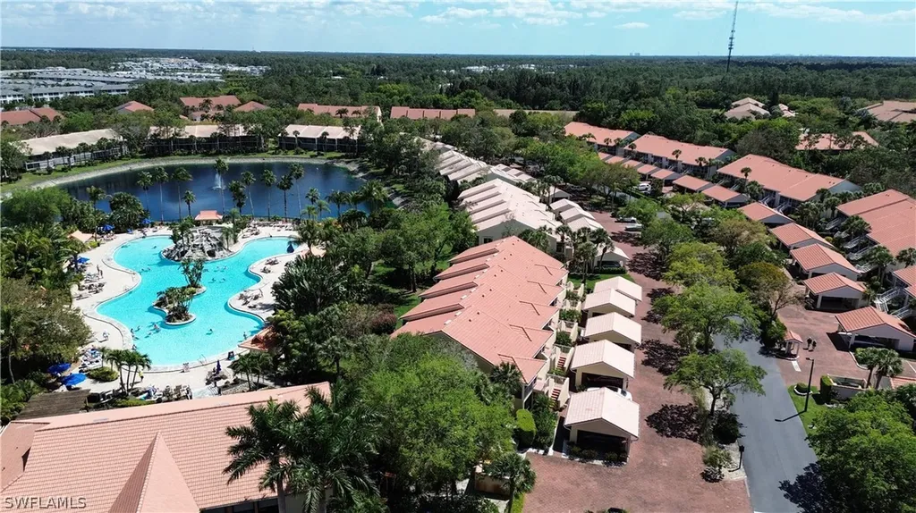 2265 Hidden Lake Drive Naples FL 34112