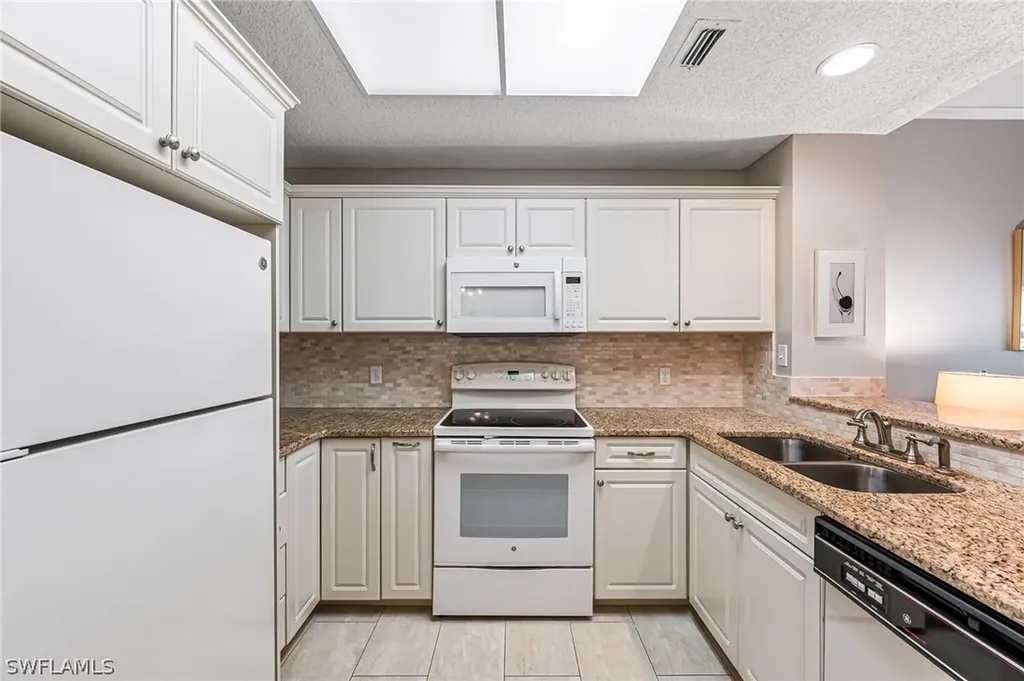 900 Arbor Lake Drive Naples FL 34110