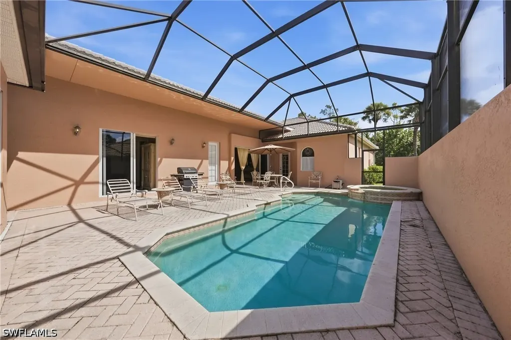 6116 Highwood Park Lane Naples FL 34110