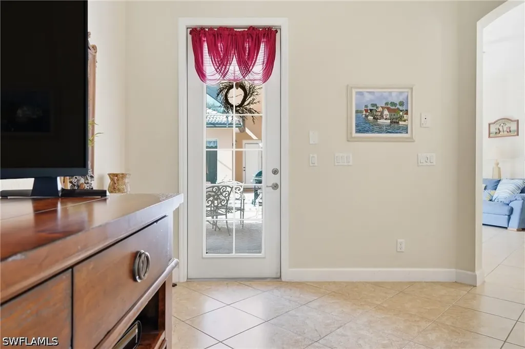 6116 Highwood Park Lane Naples FL 34110