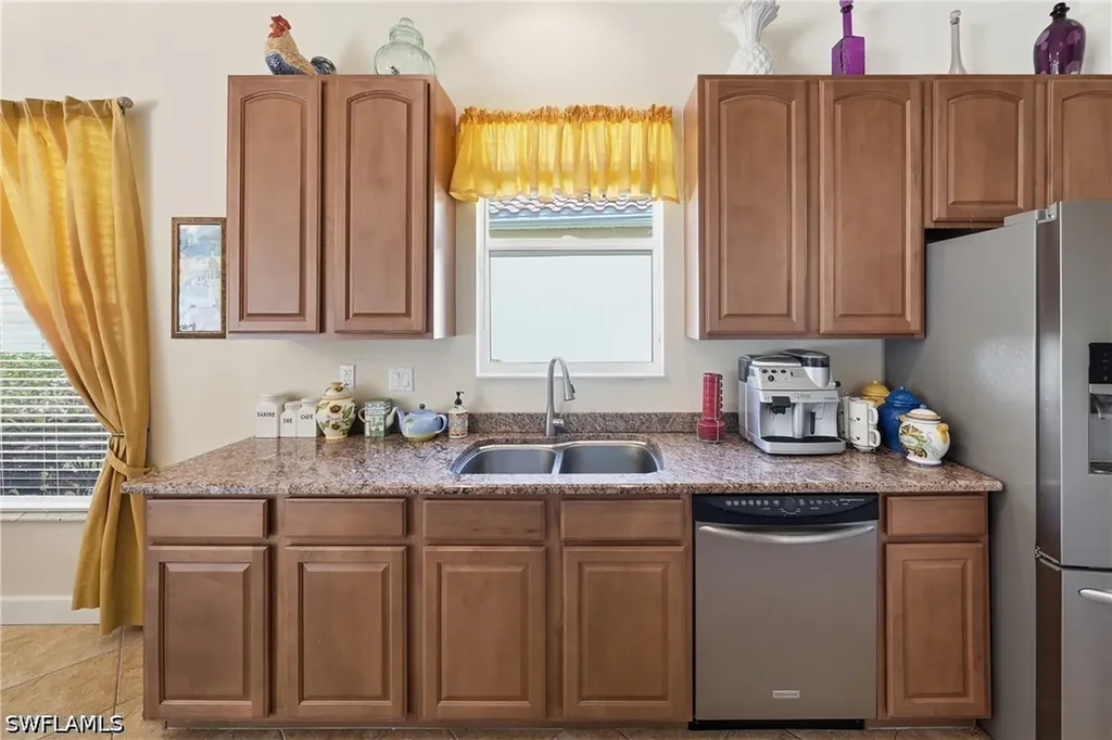 6116 Highwood Park Lane Naples FL 34110