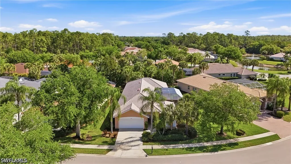 6116 Highwood Park Lane Naples FL 34110