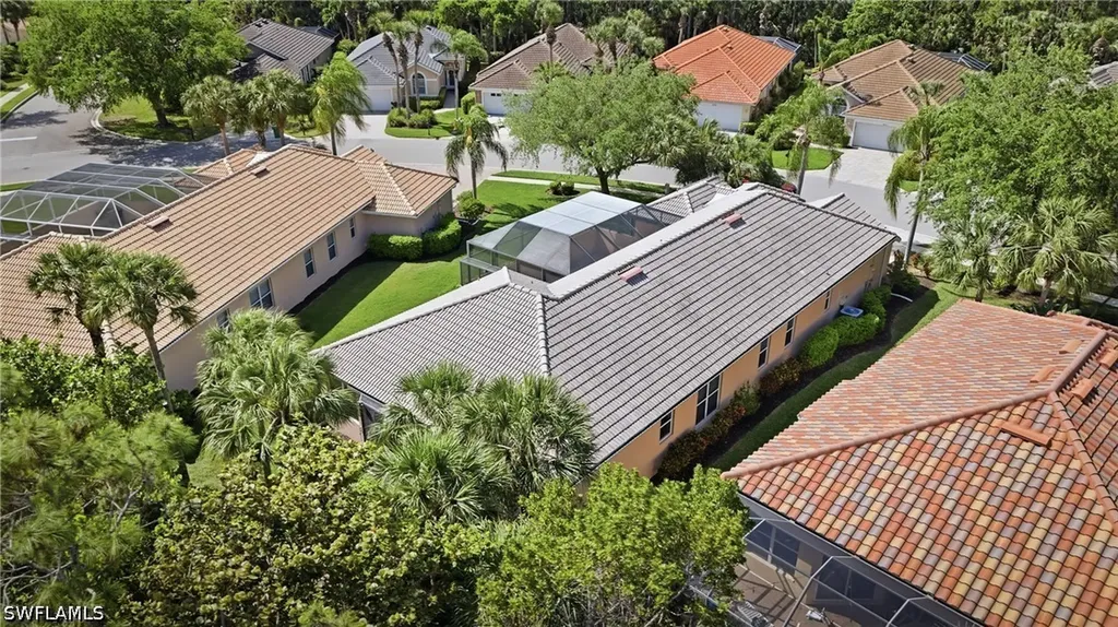 6116 Highwood Park Lane Naples FL 34110