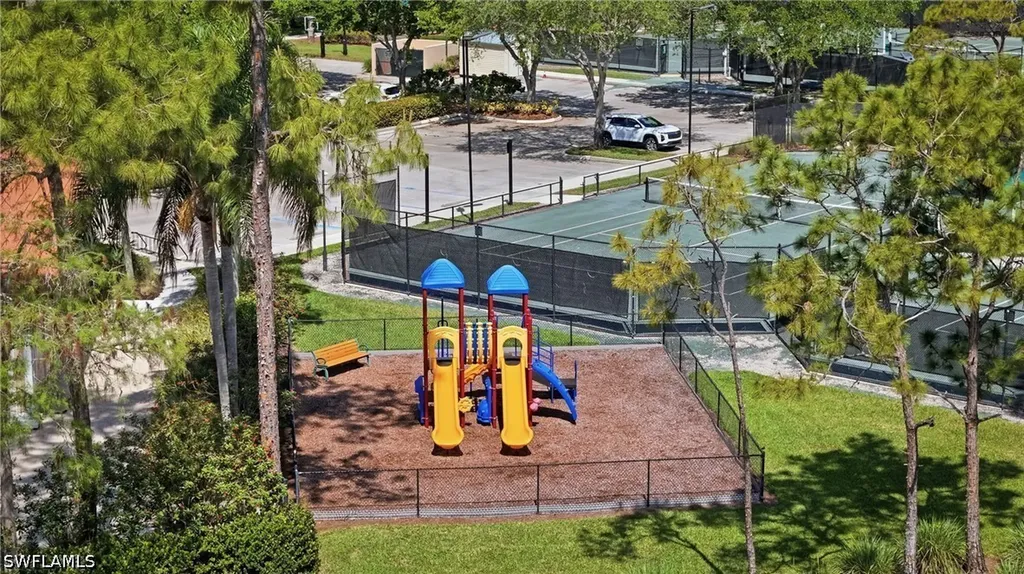 6116 Highwood Park Lane Naples FL 34110