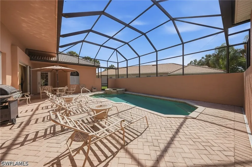 6116 Highwood Park Lane Naples FL 34110