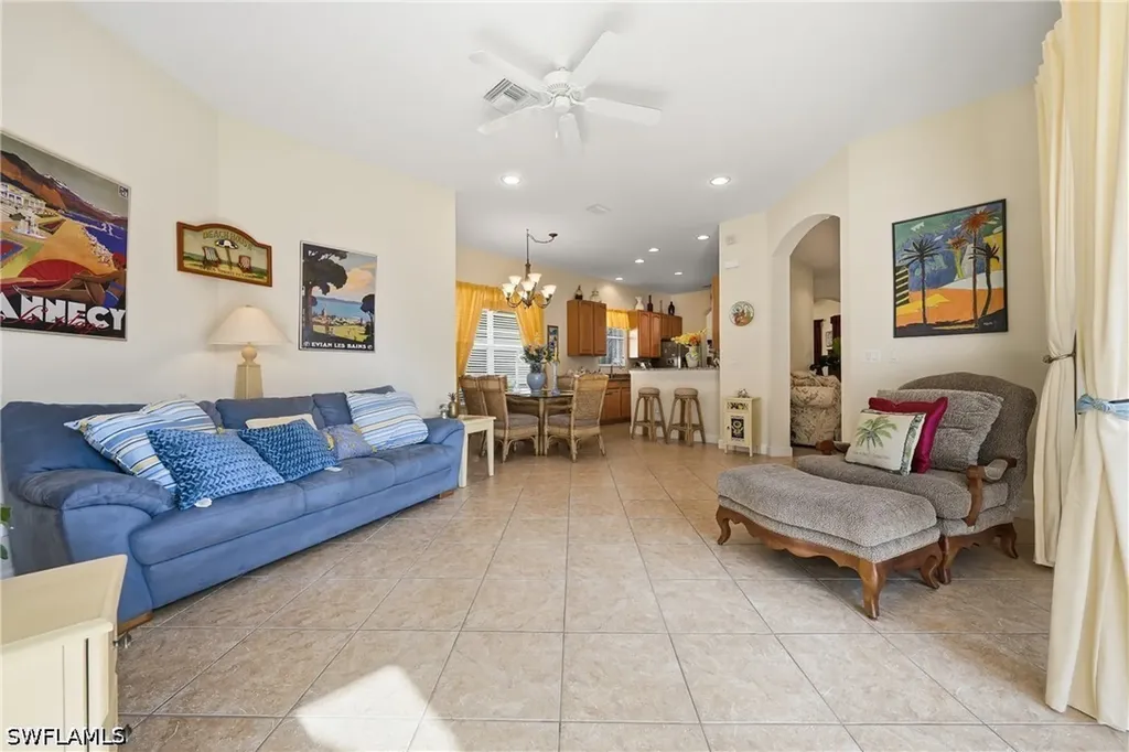 6116 Highwood Park Lane Naples FL 34110