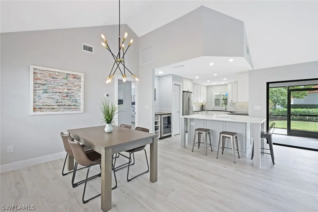 714 Reef Point Circle Naples FL 34108