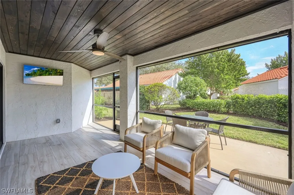 714 Reef Point Circle Naples FL 34108