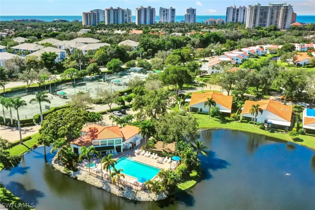 714 Reef Point Circle Naples FL 34108