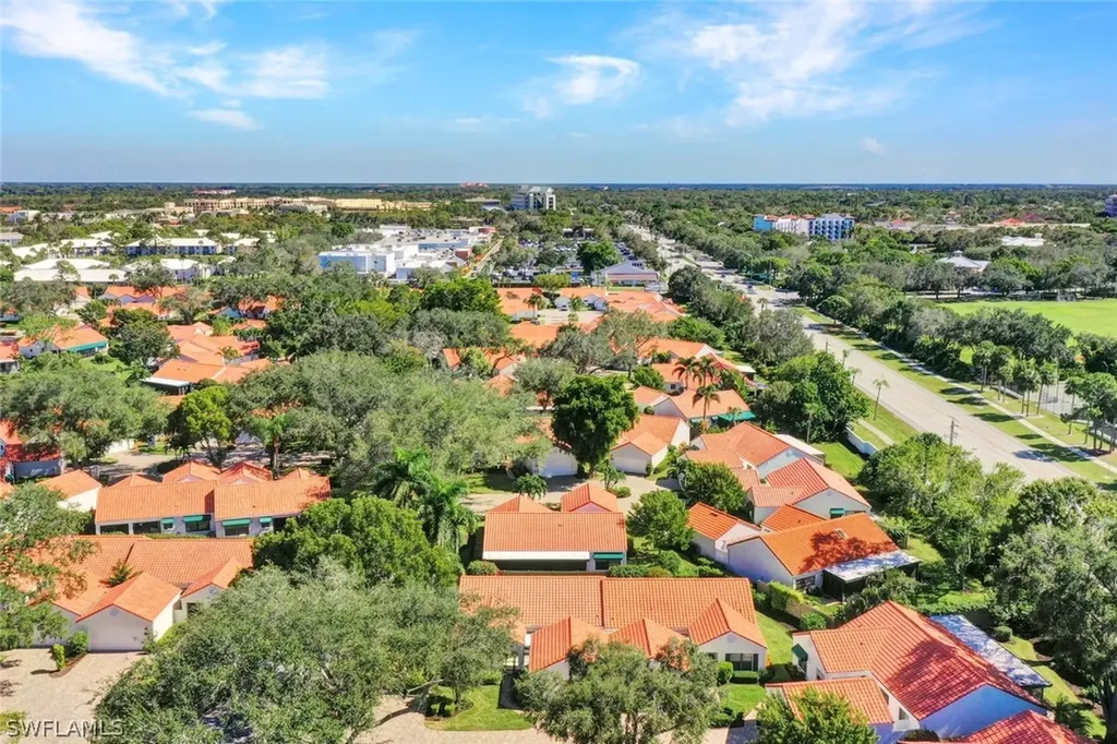714 Reef Point Circle Naples FL 34108