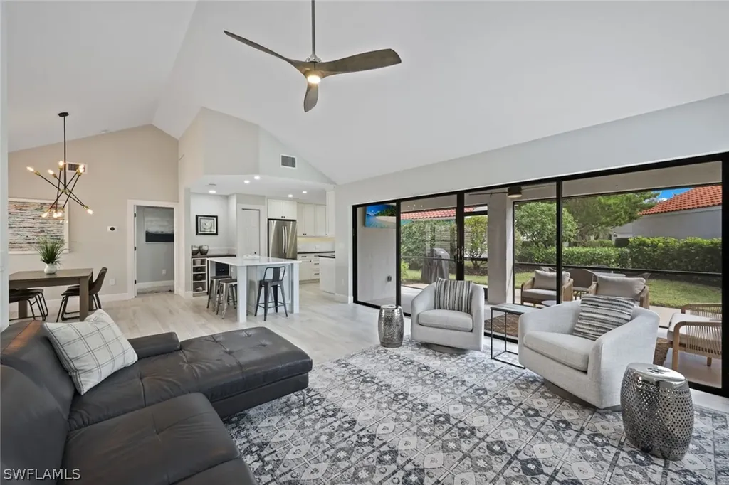 714 Reef Point Circle Naples FL 34108
