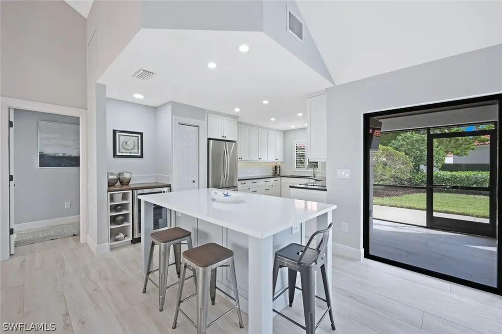 714 Reef Point Circle Naples FL 34108