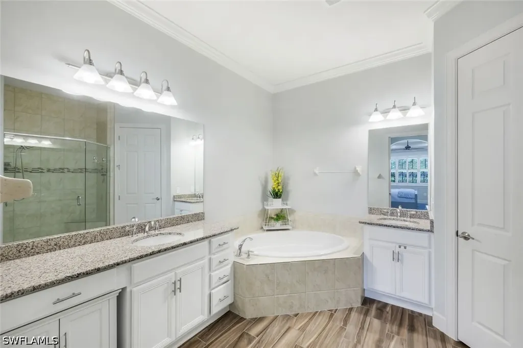 8839 Nautical Landing Circle Naples FL 34120