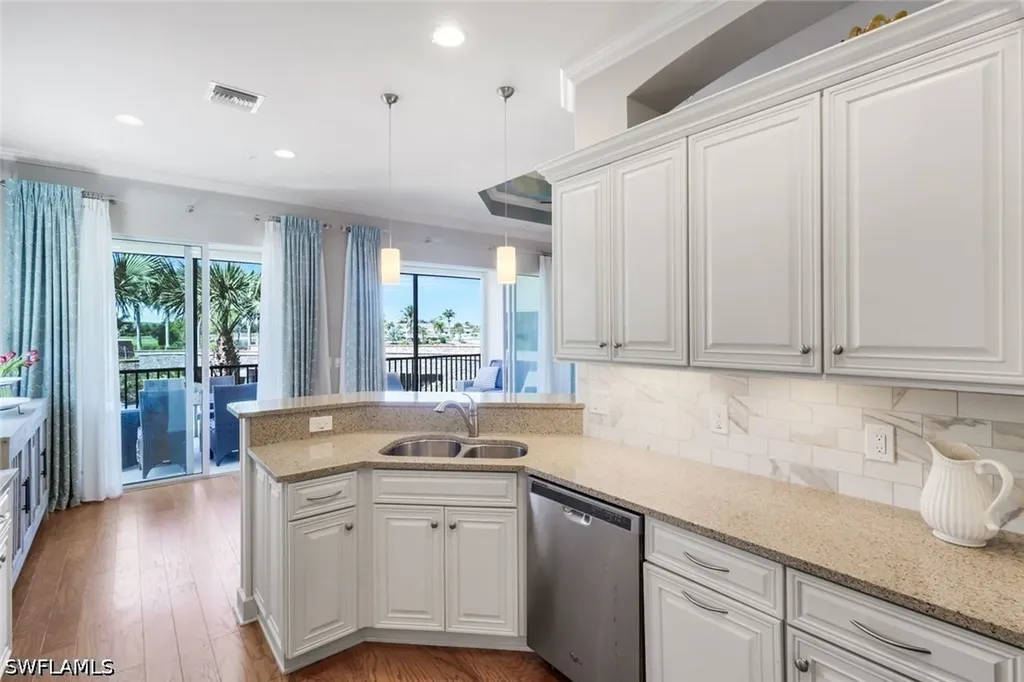 8835 Nautical Landing Circle Naples FL 34120