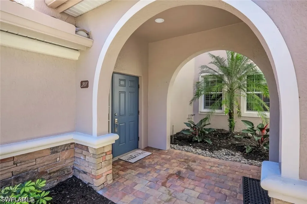 8835 Nautical Landing Circle Naples FL 34120