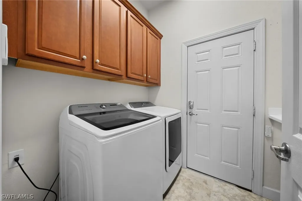 13043 Simsbury Terrace Fort Myers FL 33913