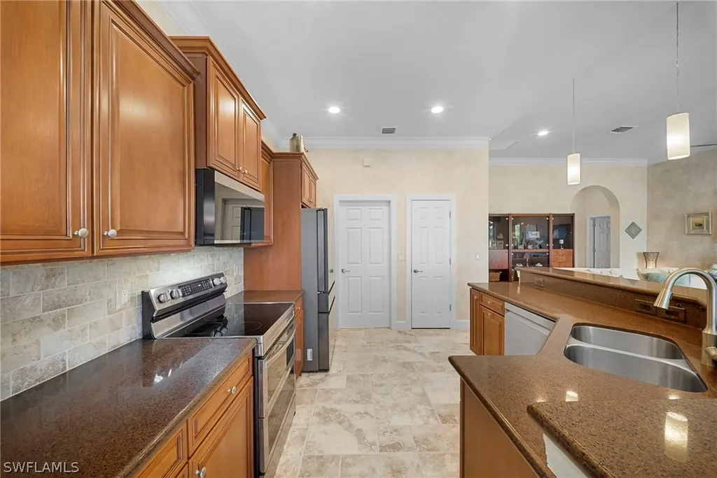 13043 Simsbury Terrace Fort Myers FL 33913