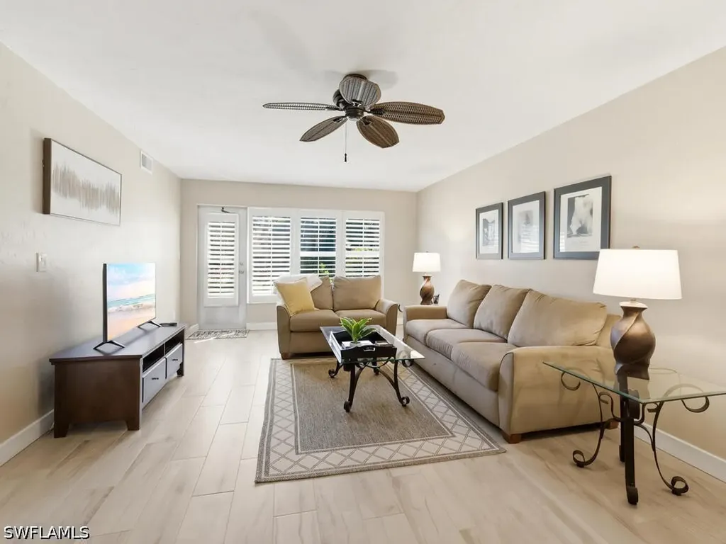 4250 Jack Frost Court Naples FL 34112