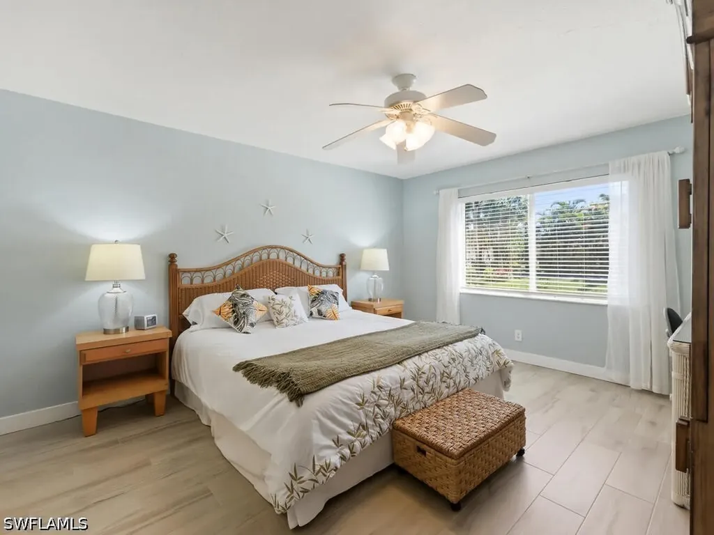 4250 Jack Frost Court Naples FL 34112