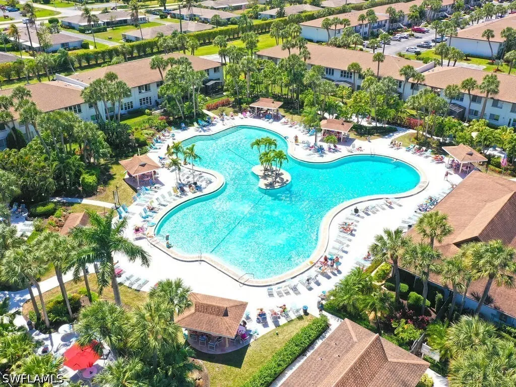 4250 Jack Frost Court Naples FL 34112