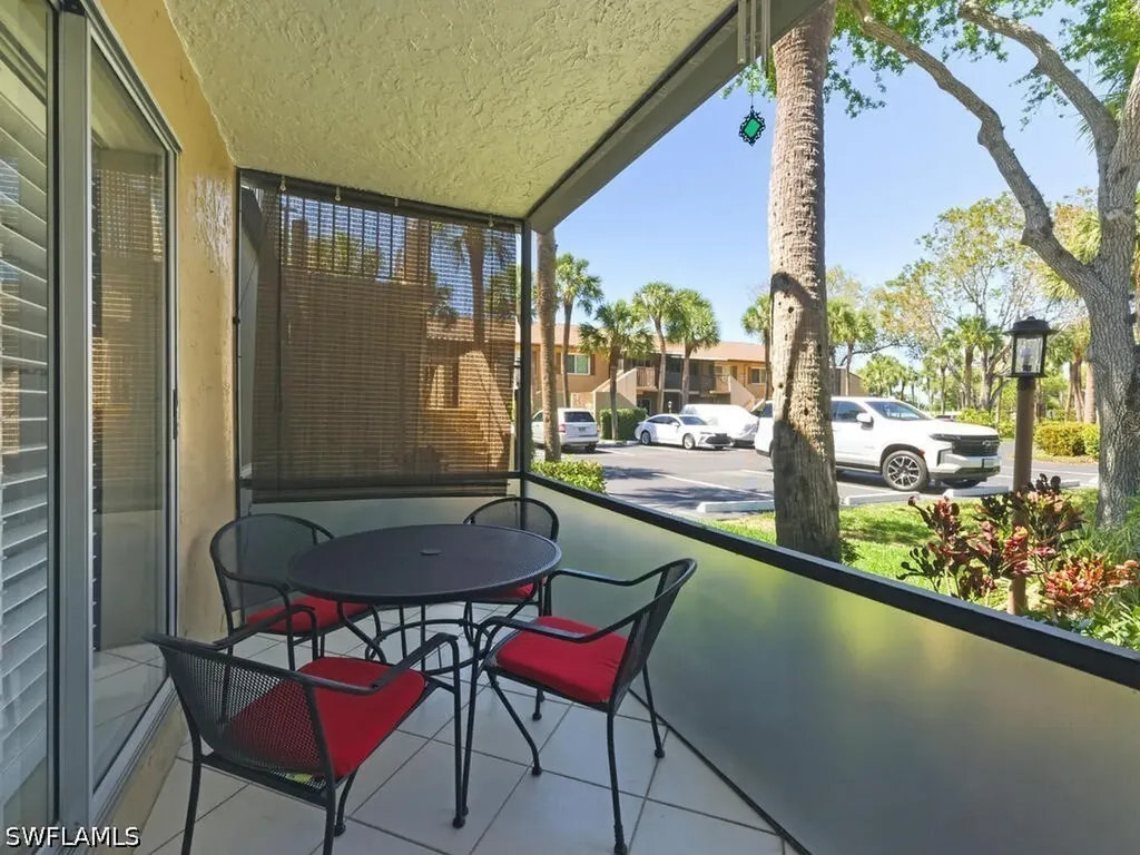 4250 Jack Frost Court Naples FL 34112