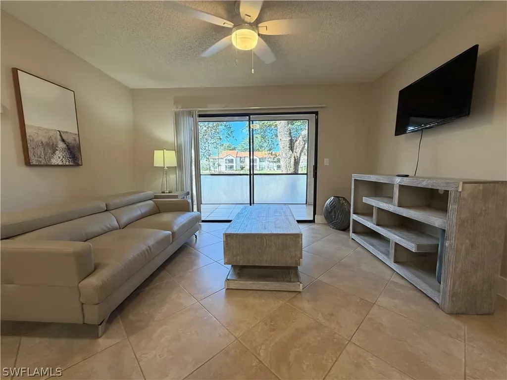 2094 Arbour Walk Circle Naples FL 34109