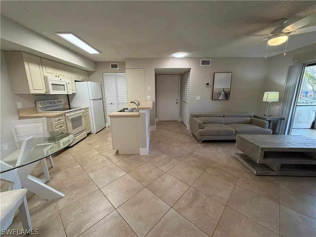 2094 Arbour Walk Circle Naples FL 34109