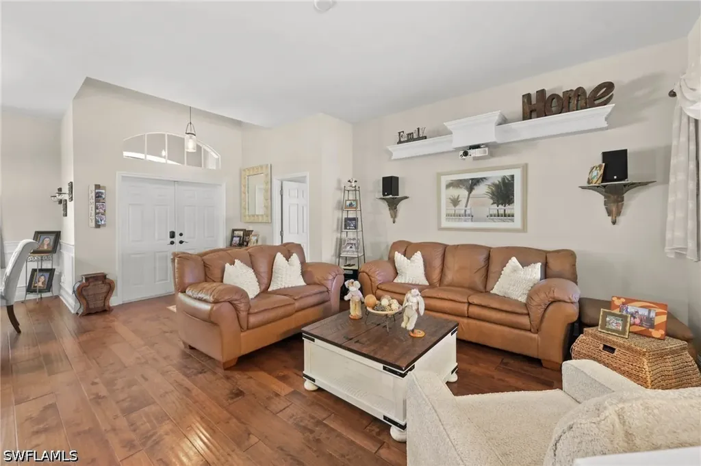 9100 Kings Cove Court Fort Myers FL 33967