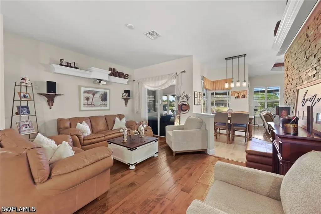 9100 Kings Cove Court Fort Myers FL 33967