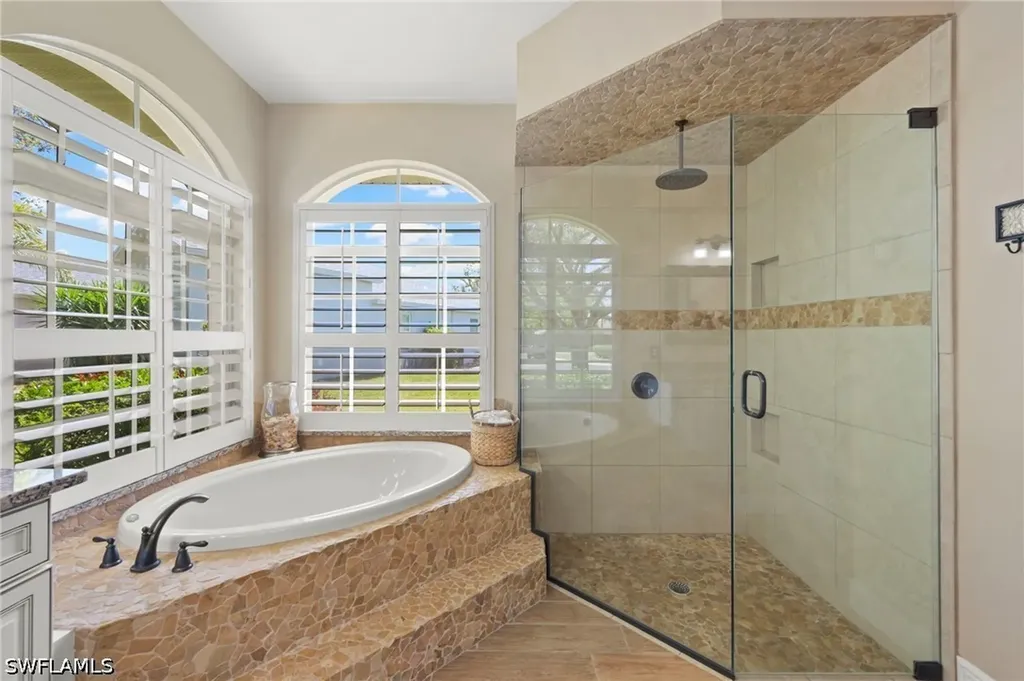 9100 Kings Cove Court Fort Myers FL 33967