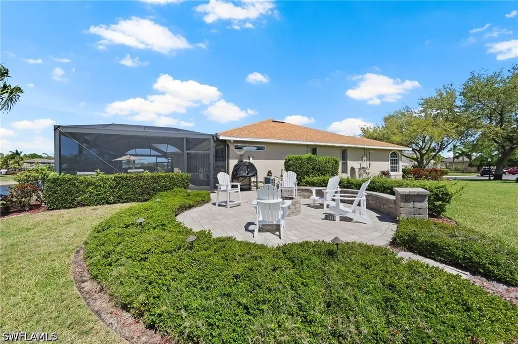 9100 Kings Cove Court Fort Myers FL 33967