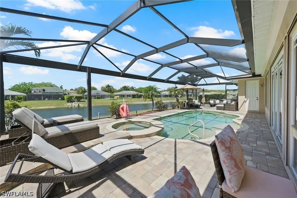 9100 Kings Cove Court Fort Myers FL 33967
