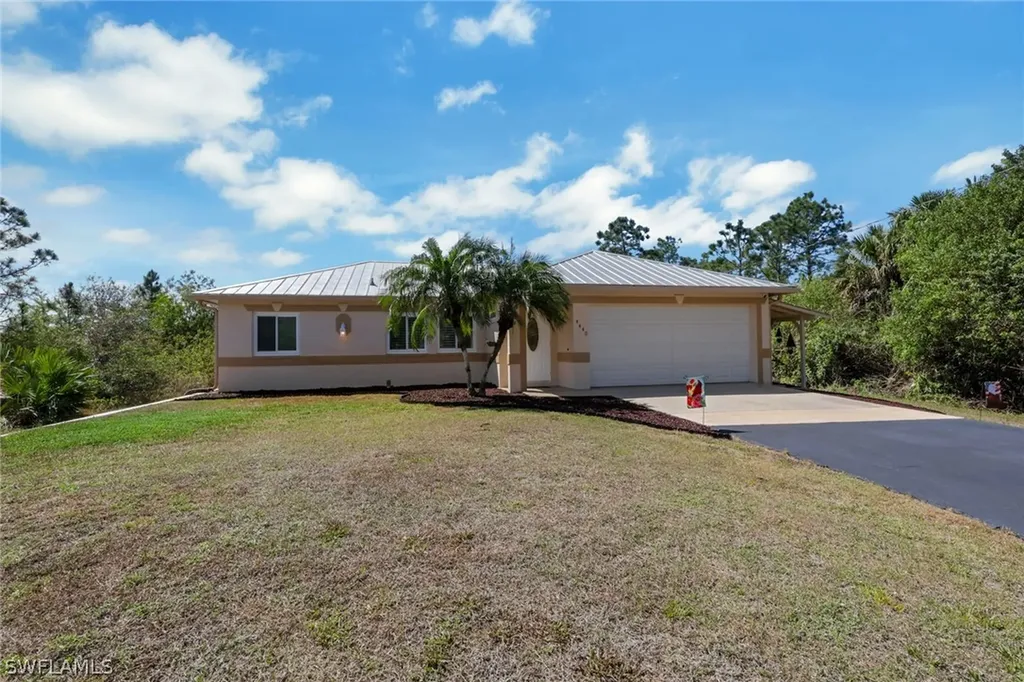 4440 27th Avenue NE Naples FL 34120