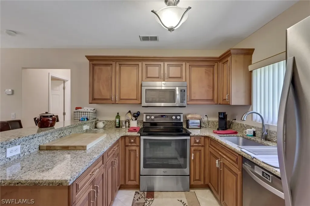 4440 27th Avenue NE Naples FL 34120