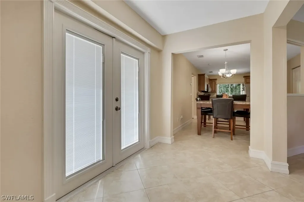 4440 27th Avenue NE Naples FL 34120