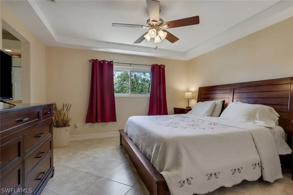 4440 27th Avenue NE Naples FL 34120