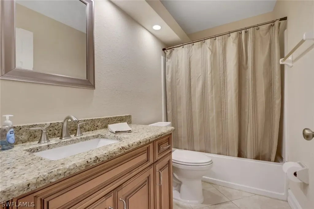 4440 27th Avenue NE Naples FL 34120