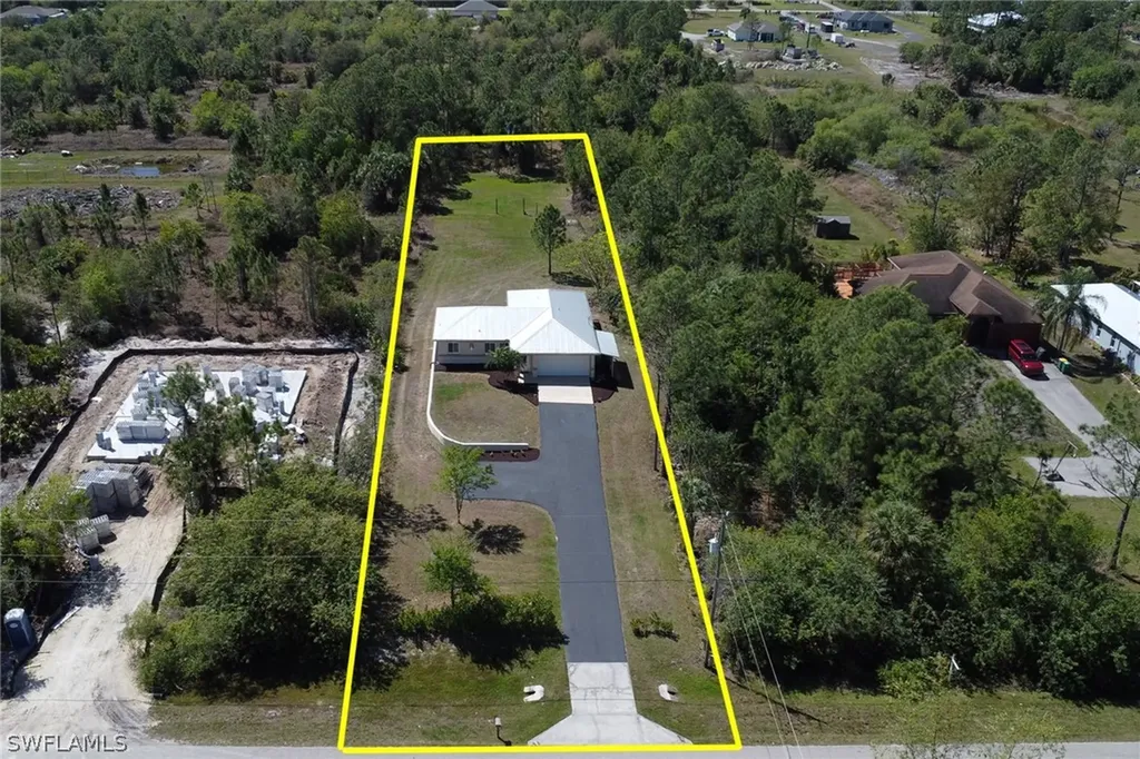 4440 27th Avenue NE Naples FL 34120