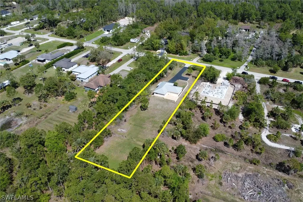 4440 27th Avenue NE Naples FL 34120