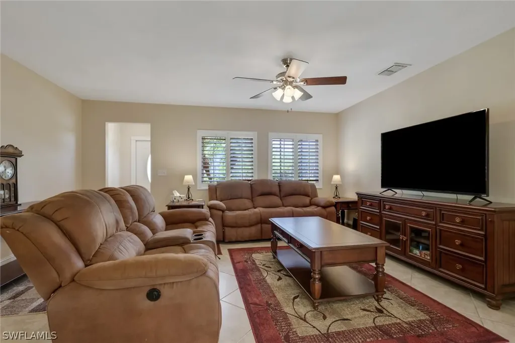 4440 27th Avenue NE Naples FL 34120