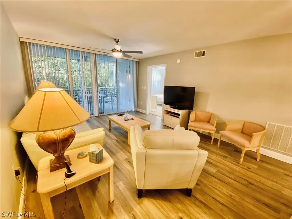 290 Naples Cove Drive Naples FL 34110