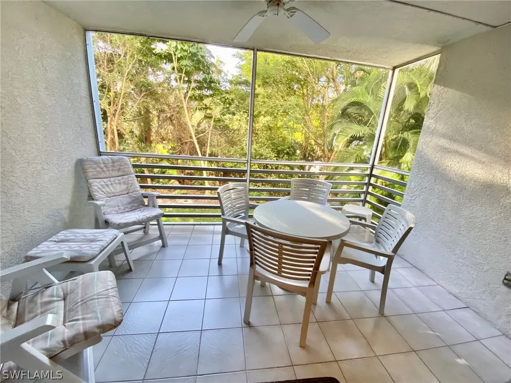 290 Naples Cove Drive Naples FL 34110