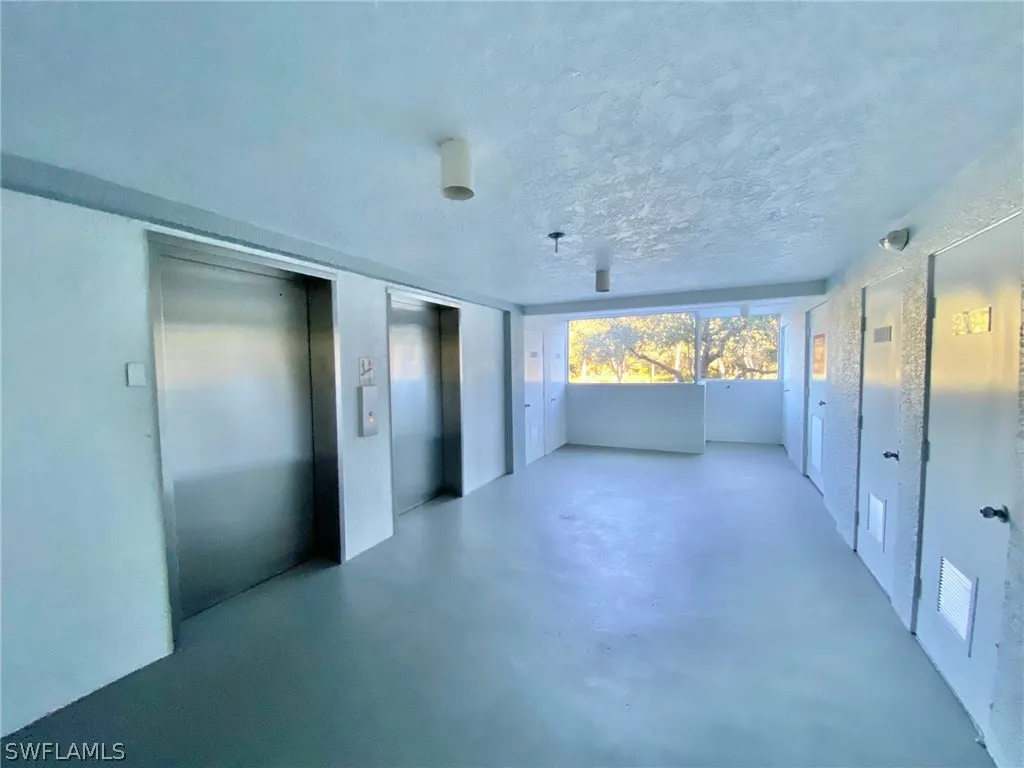 290 Naples Cove Drive Naples FL 34110