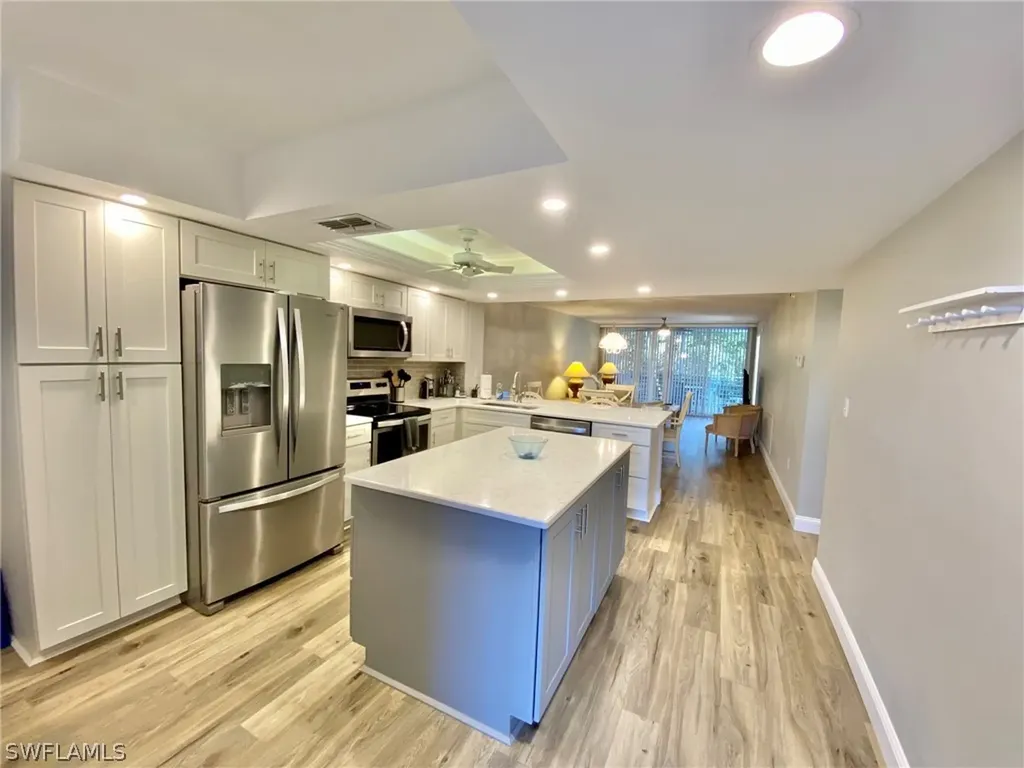 290 Naples Cove Drive Naples FL 34110