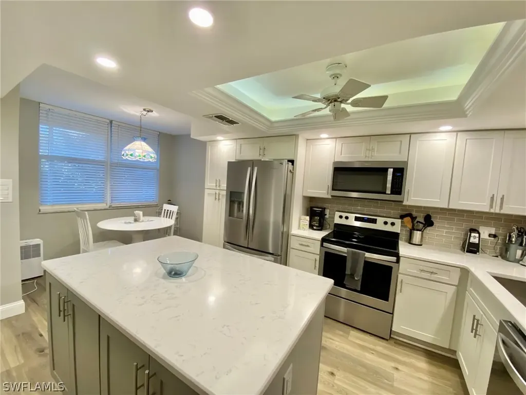 290 Naples Cove Drive Naples FL 34110